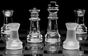 Schachfiguren: Zu Hause